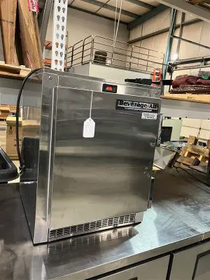 Undercounter Refrigerator, Reach-In, Shallow Depth